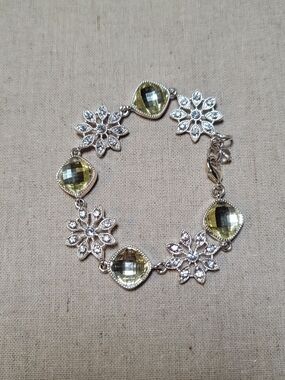 Vintage NAPIER Bracelet Yellow Faceted Stones Sparkling Rhinestone Flowers 8"
